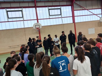 BASKET & ANGLAIS